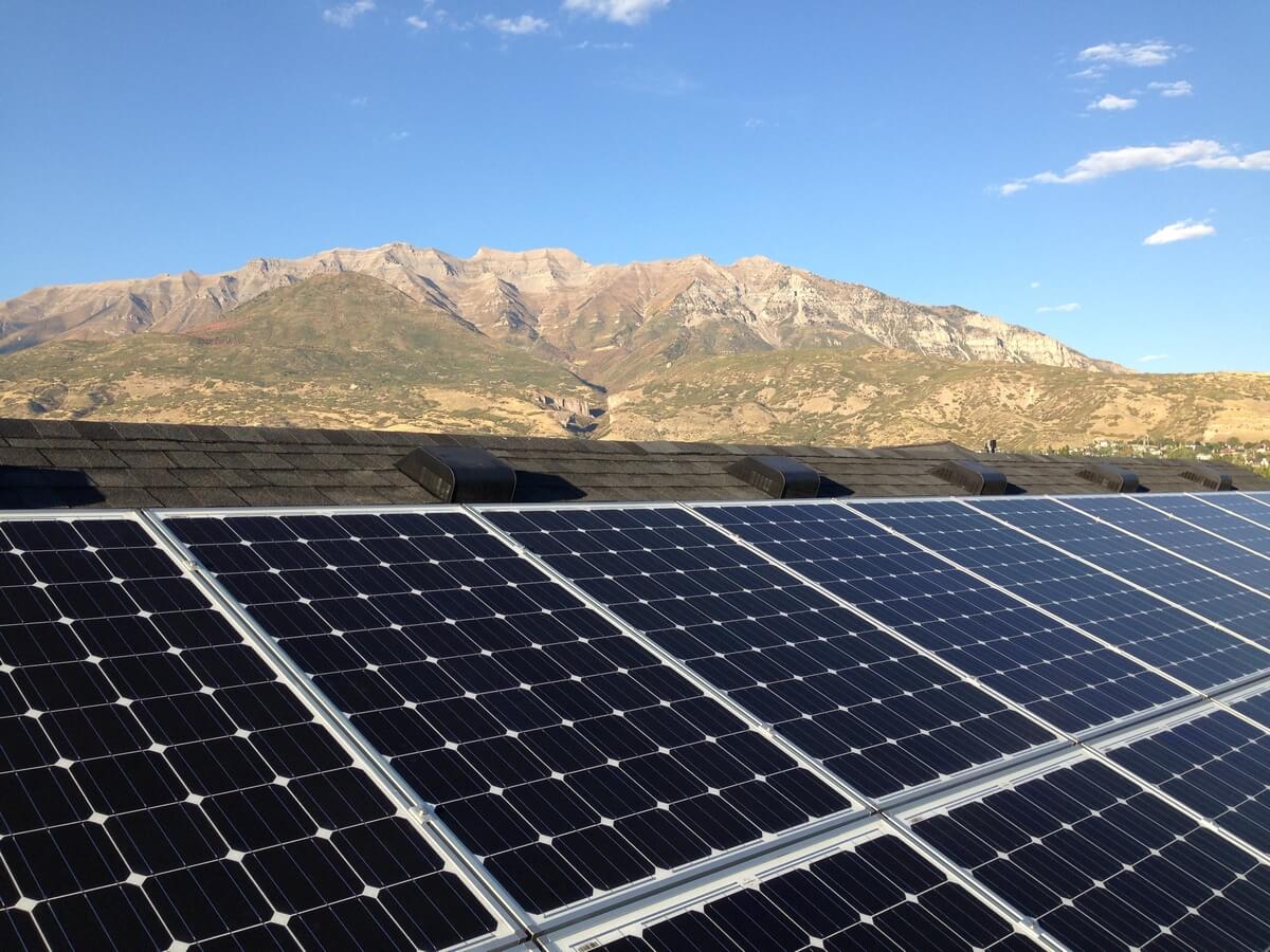 orem-utah-solar-installation-solarworld-sw260-panels-solaredge-se7600aus-inverter-p300-optimizers