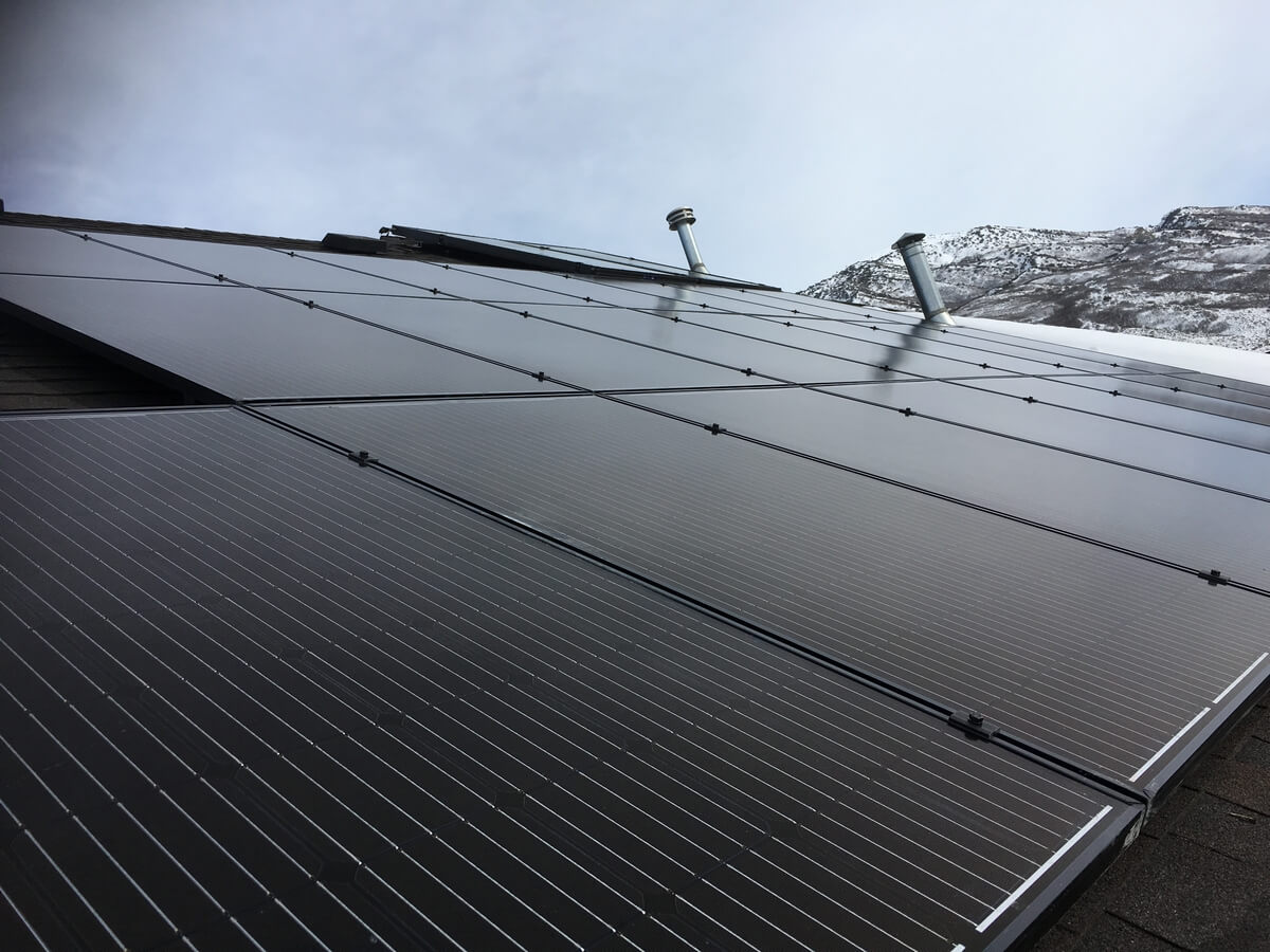 redstone-solar-draper-utah-solar-energy-installation-solarworld-sw290-panels-solaredge-se7600aus-inverter-p300-optimizers