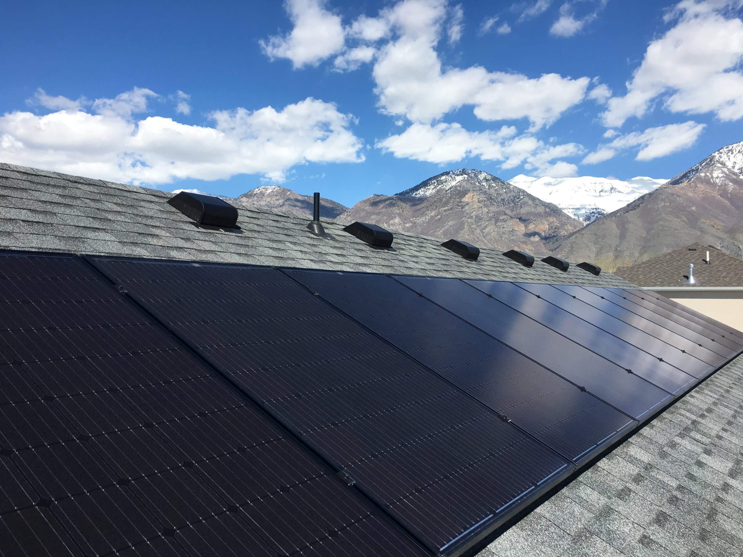 redstone-solar-provo-solar-energy-installation-collard-residence-solarworld-sw-290-black-panels-solaredge-se7600auss-inverter-p300-optimizers-3