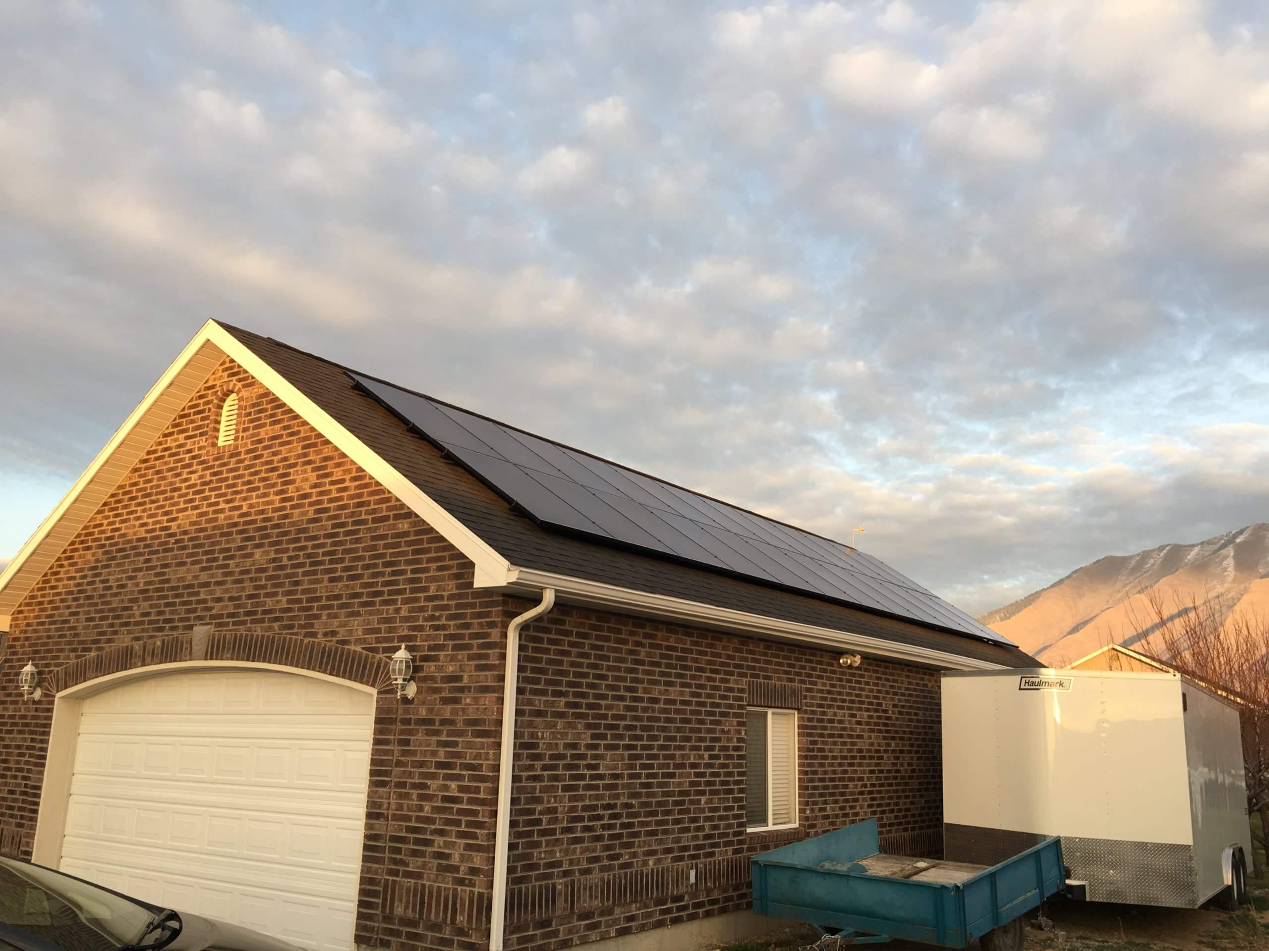redstone-solar-spanish-fork-utah-solar-installation-panasonic-hit-315-black-solar-panels-solaredge-p400-solaredge-7600h-us
